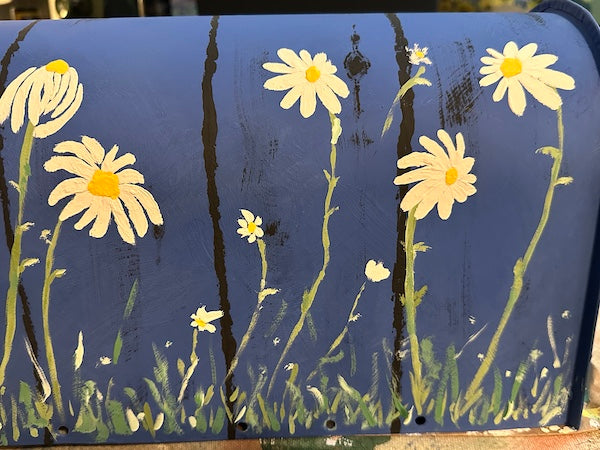 GroBox ~ White Daisies & Blue Fence