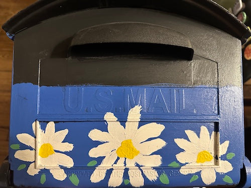 GroBox ~ White Daisies on Blue - Large Plastic